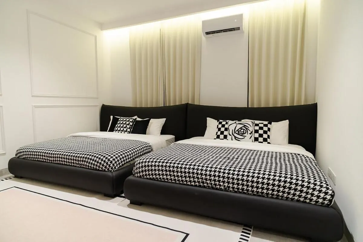 Nyaraló Georgetown Chanel-Style Jacuzzi & Ktv 5Br 18Pax F Malajzia
