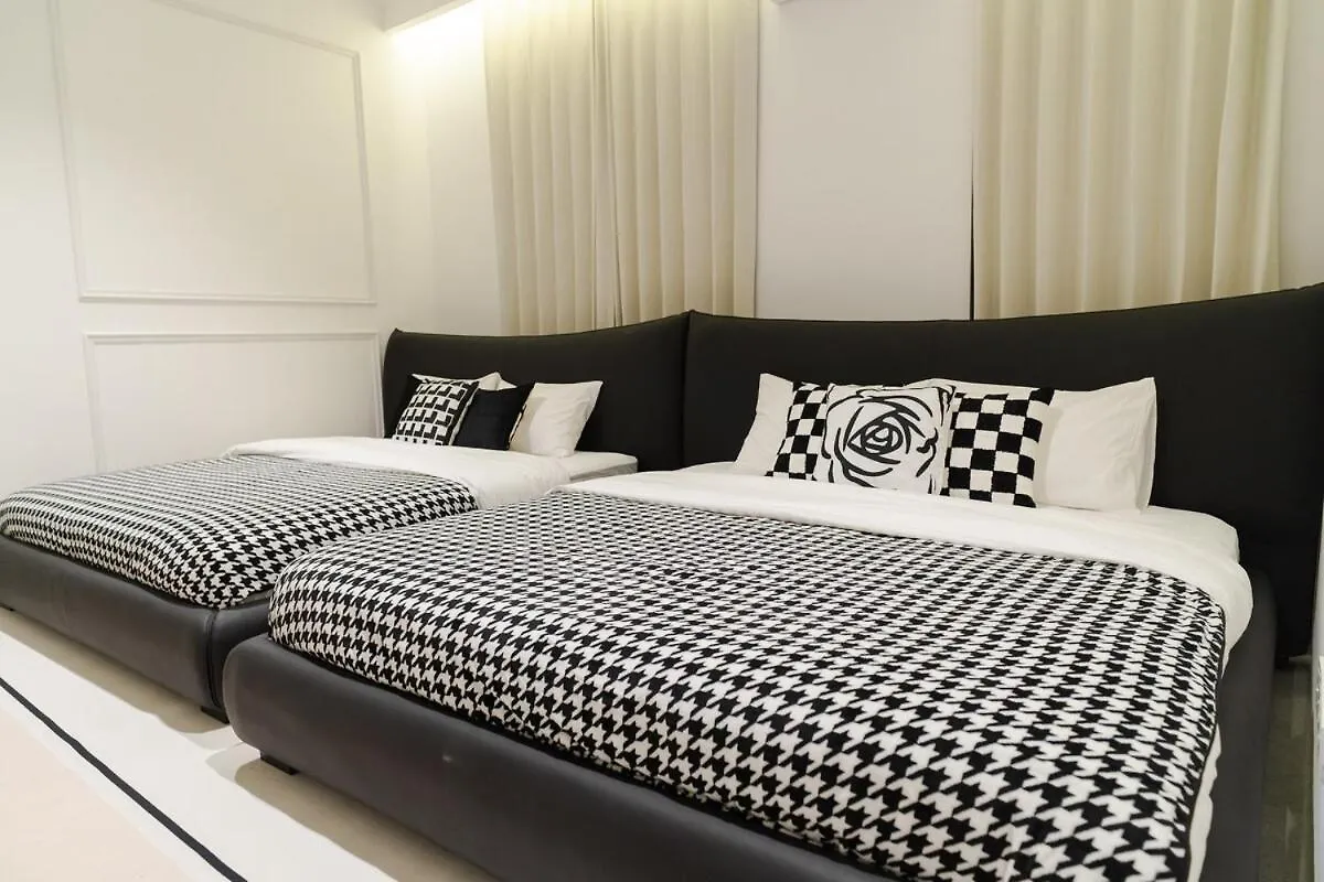 Nyaraló Georgetown Chanel-Style Jacuzzi & Ktv 5Br 18Pax F