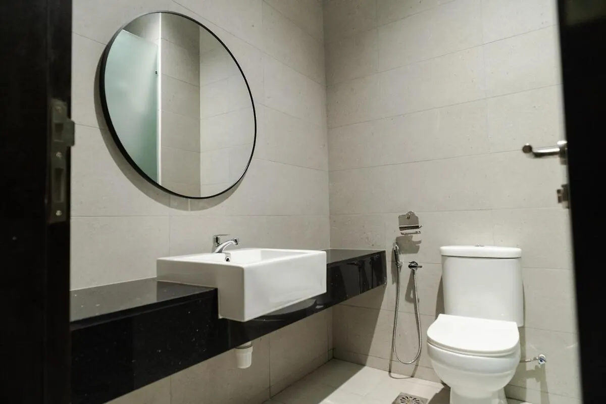 Georgetown Chanel-Style Jacuzzi & Ktv 5Br 18Pax F 0*, George Town Malajzia